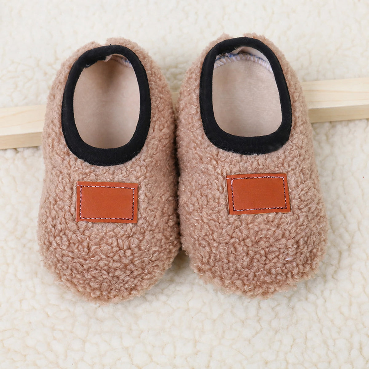 Lumiwee Burrow Non-Slip Toddler Slipper Socks, Khaki option