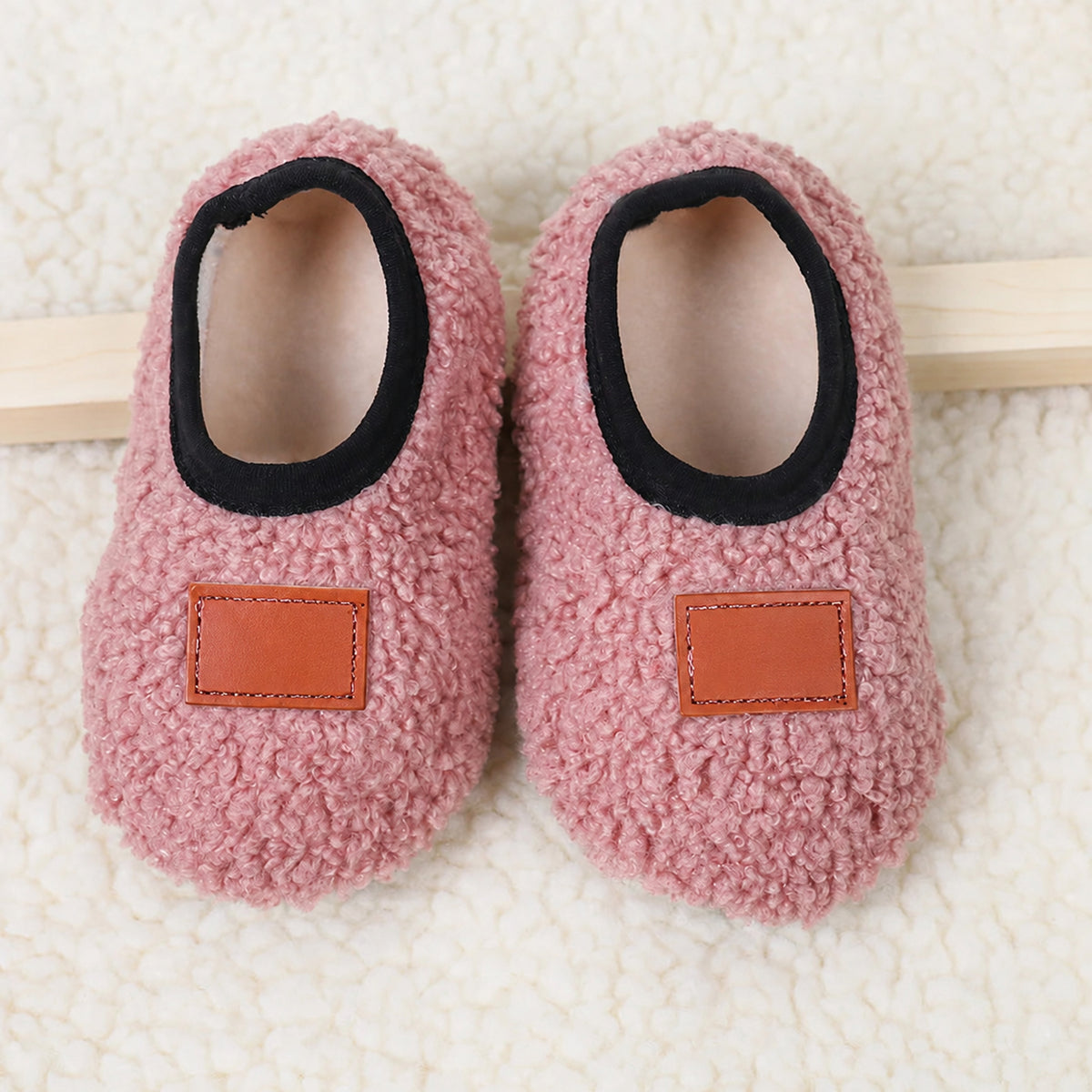 Lumiwee Burrow Non-Slip Toddler Slipper Socks, Pink option