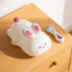 Lumiwee Glow animal silicone night light: night light with its USB charging cable