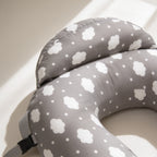 Lumiwee Nursing pillow with adjustable strap: close-up of the cloud print cover and strap