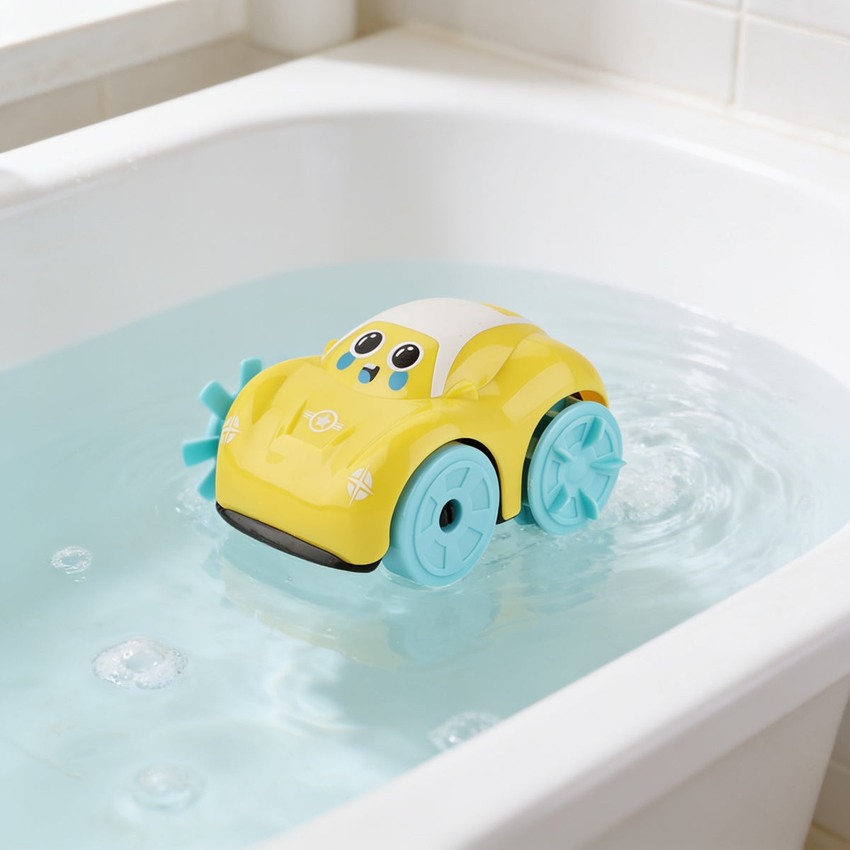 Lumiwee Paddle wind-up bath toy, Yellow Car option, in a bright room