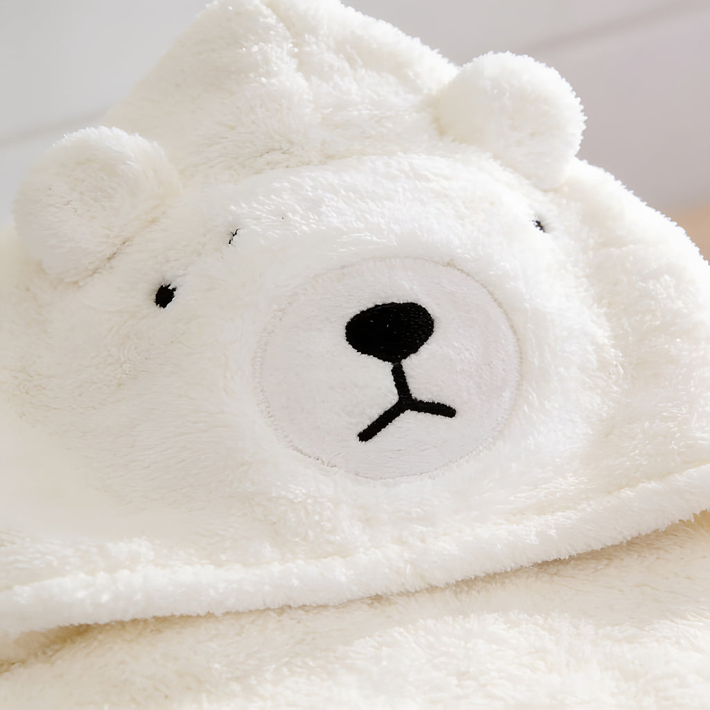 Lumiwee Puddle hooded baby bath towel: close-up of the polar bear hood face and ears