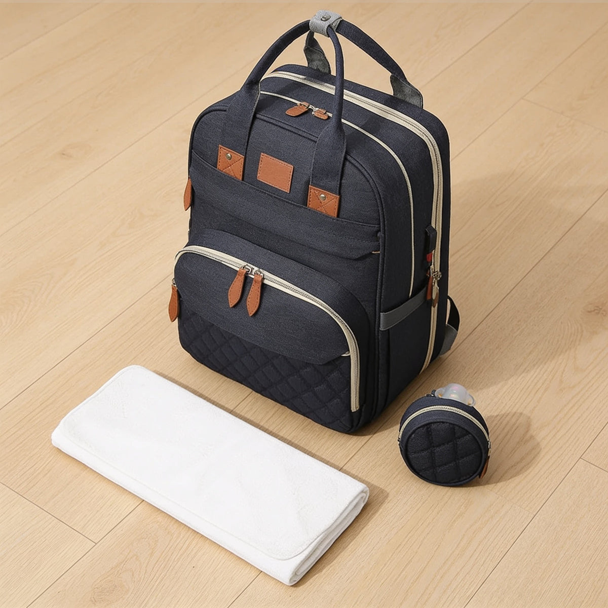 Lumiwee Swift diaper backpack: what is included: backpack, pacifier case and changing mat