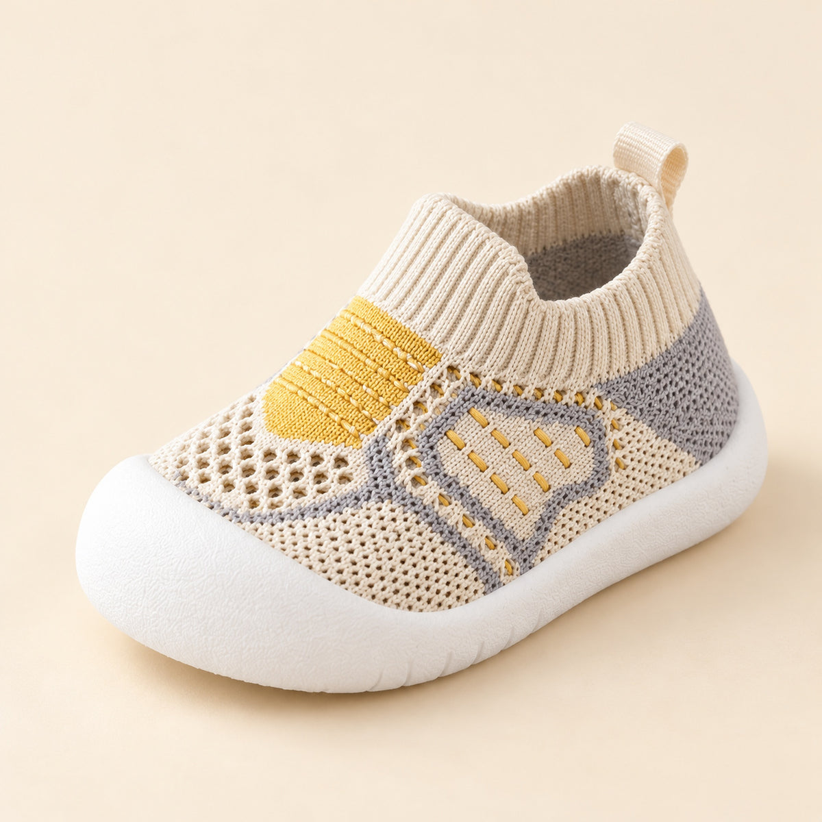 Close view of the Khaki shoe knit collar and rubber toe wrap