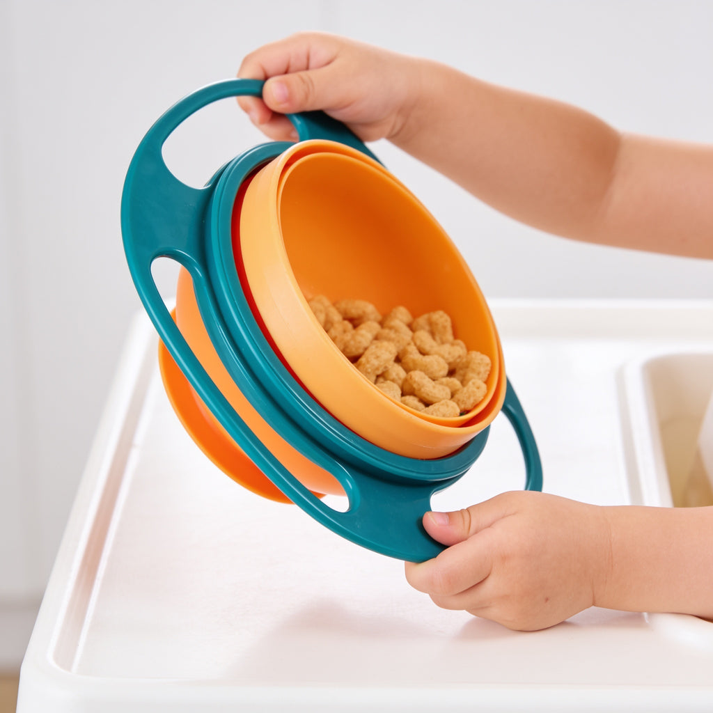 Lumiwee Twirl 360 rotating baby bowl: tilted bowl with the inner bowl staying level